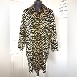 Vintage Women’s Animals Print Button Up  Shirt Tag Missing Fits Like Large Feddi